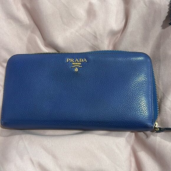 Authentic Prada Wallet - Picture 1 of 5